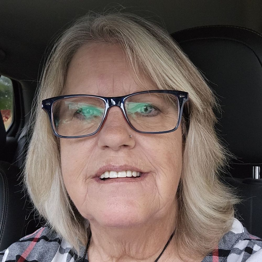 Meet your Posher, Brenda